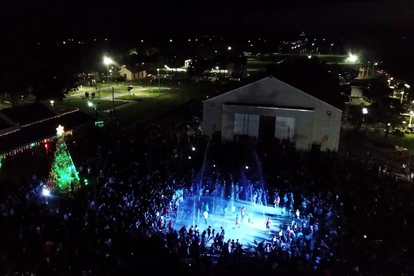 Unas 6 mil personas disfrutaron de una jornada repleta de sorpresas. Foto: Municipalidad de Firmat.