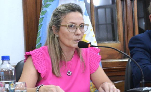 Piden que la intendenta de 9 de Julio informe los análisis del agua de red: "Que los vecinos sepan qué están tomando"