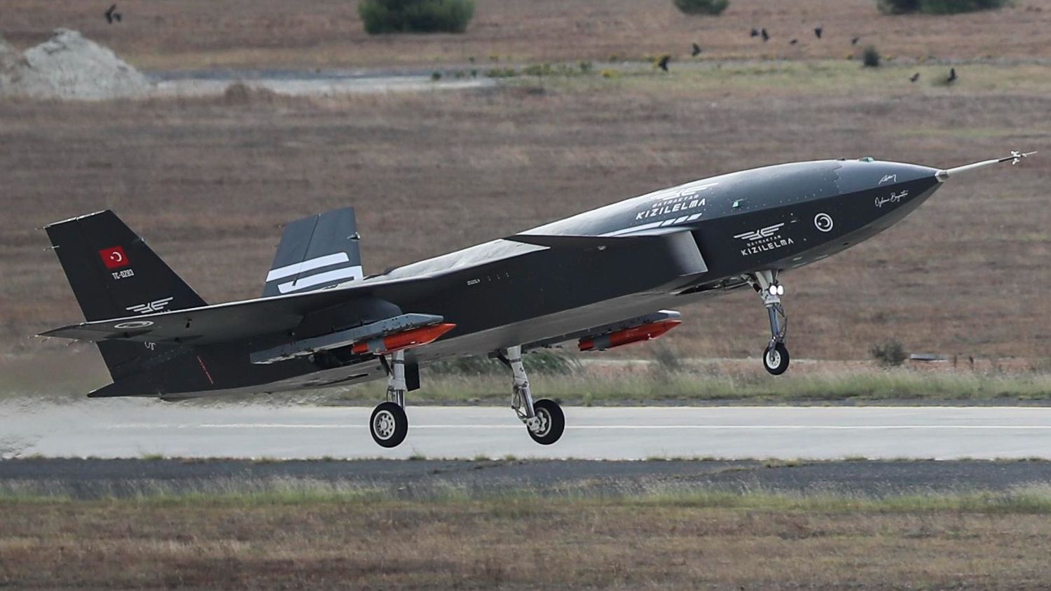 The stealth UCAV KIZILELMA carried TOLUN guided bombs in its first weaponized flight.