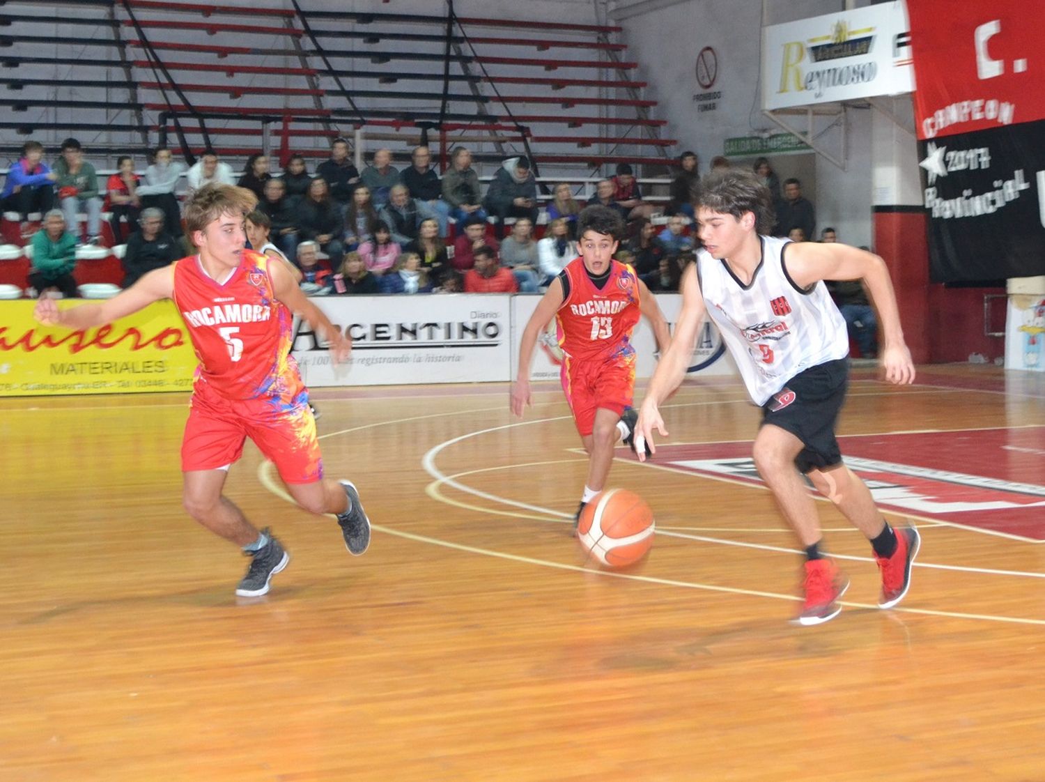 Central dio el primer paso y venció con lo justo a Rocamora