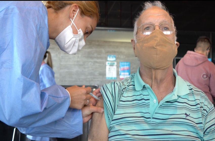 Segunda ola: piden que Montenegro compre vacunas contra el coronavirus 