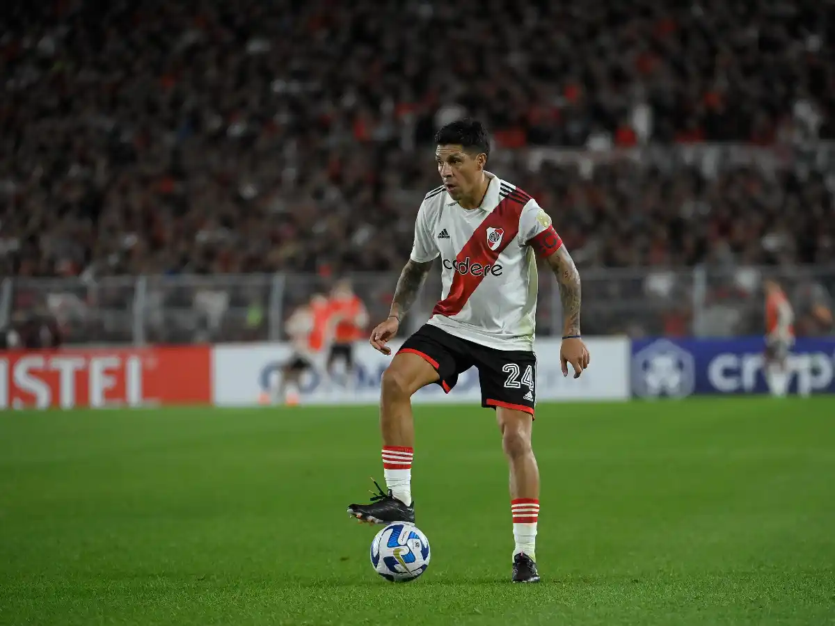 El puntero River es local ante el "Rojo"