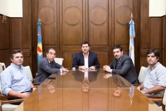 Las Flores: El municipio firmó un convenio con Banco Credicoop