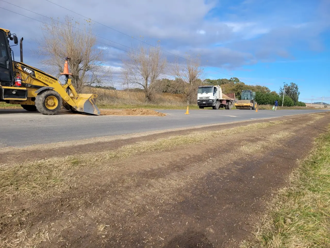 Acceso a San Manuel