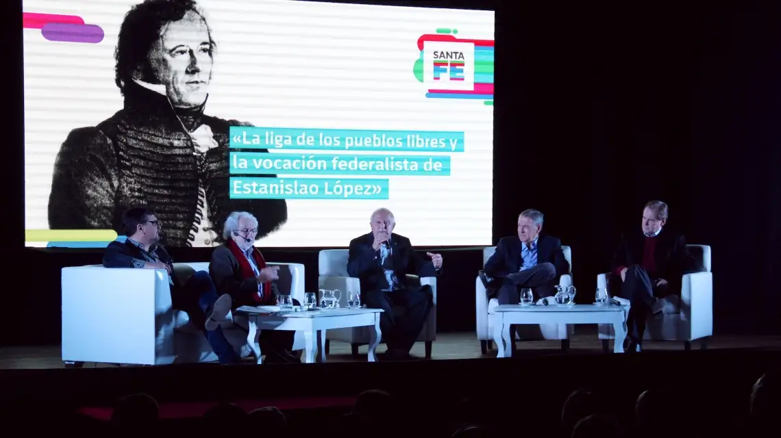 Lifschitz participó de la charla sobre el brigadier Estanislao López