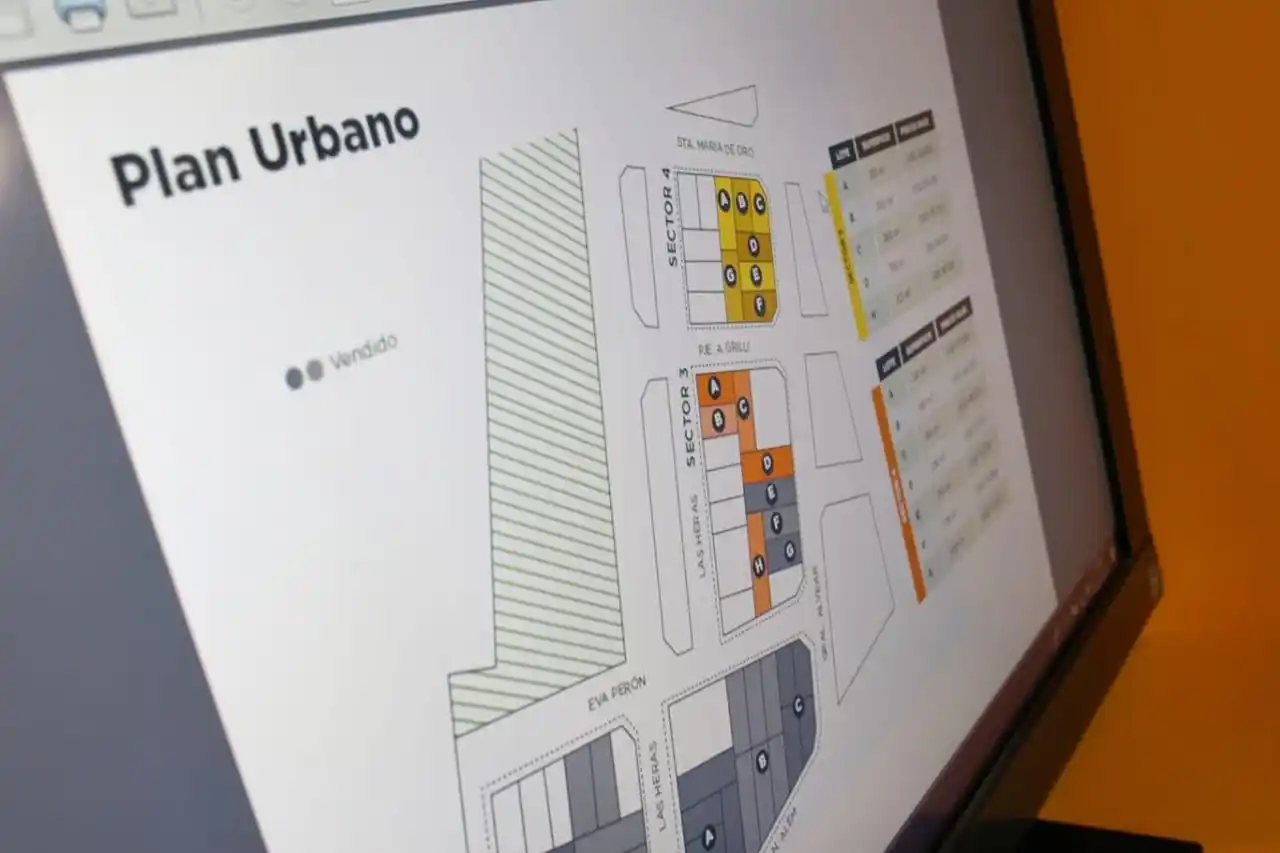 Municipio y AABE asesoran sobre las subastas públicas de lotes en Candioti Sur