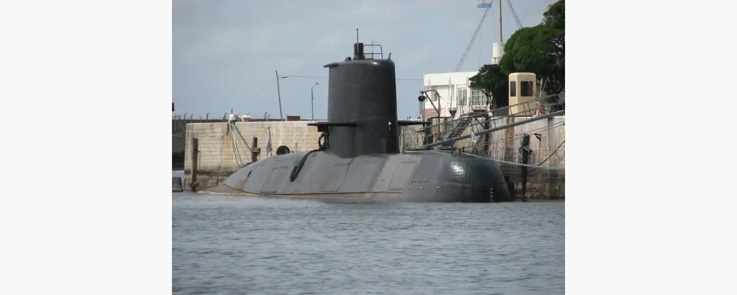 Submarino desaparecido: profundizarán la búsqueda subacuática