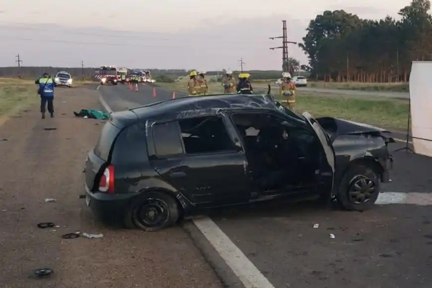 Vuelco fatal en la Autovía 14: fallecieron dos personas que viajaban en un auto