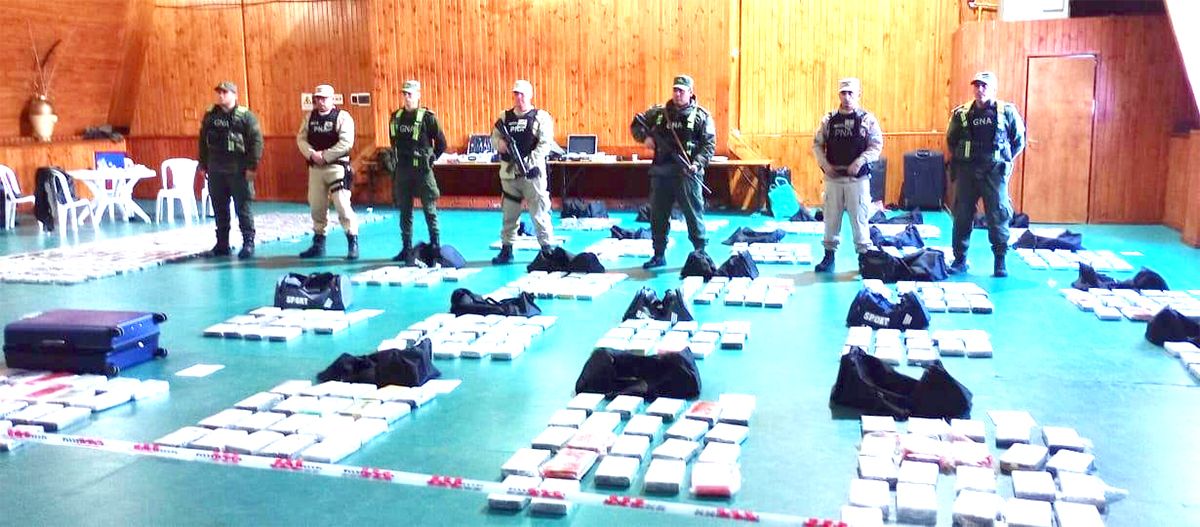 Prefectura y Gendarmería desbarataron una banda narco