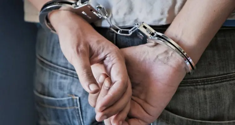 Berazategui: Quiso robarle a un policía y terminó detenido