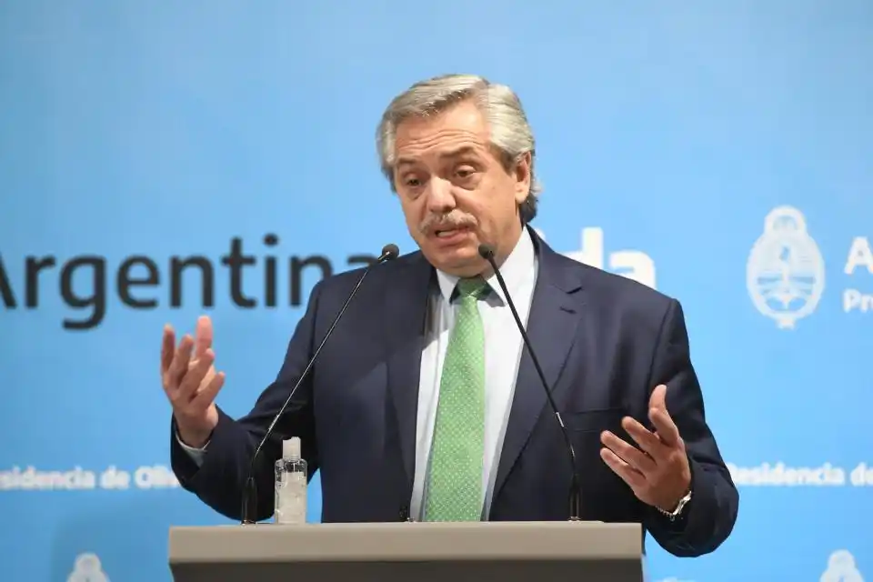 El Presidente exhortó a quedarse “en casa” para mitigar la pandemia