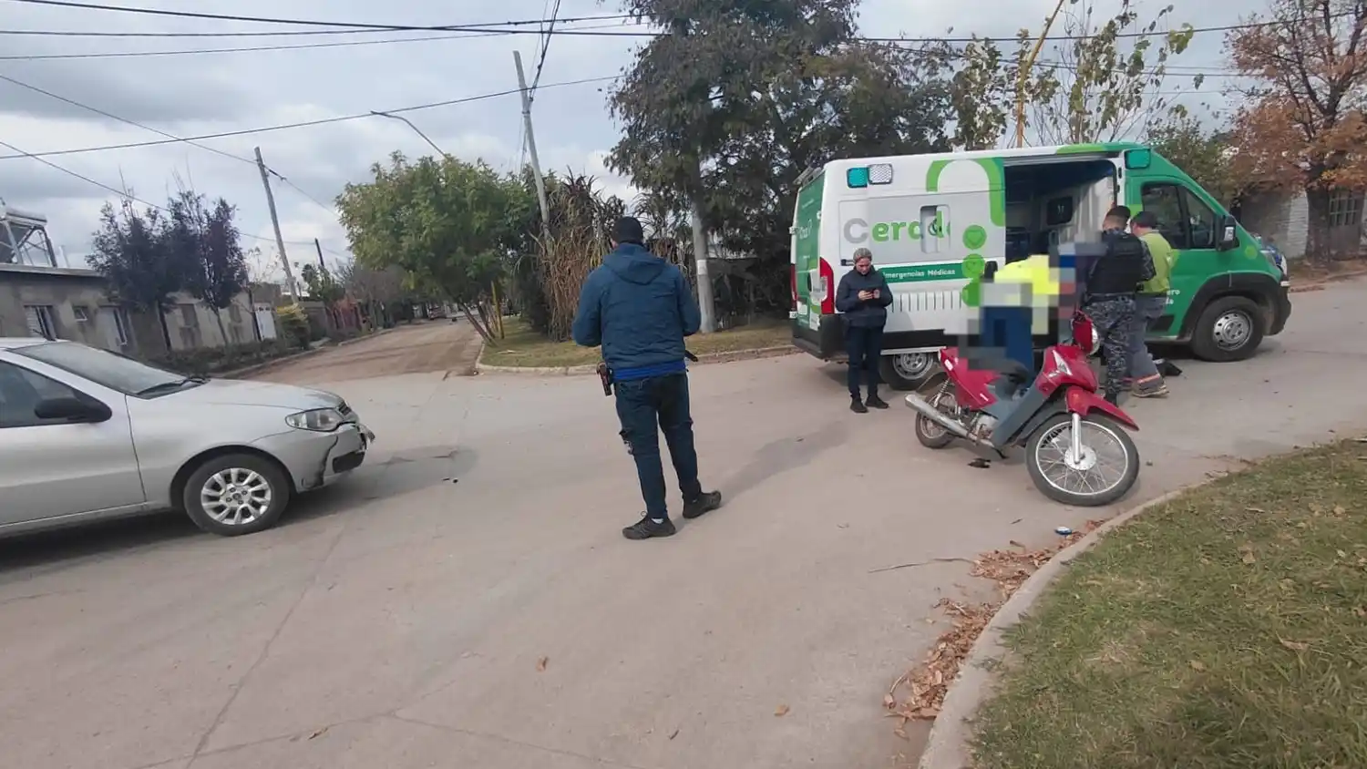 El siniestro ocurrió en la intersección de calles Olegario Andrade y María Marcilla.