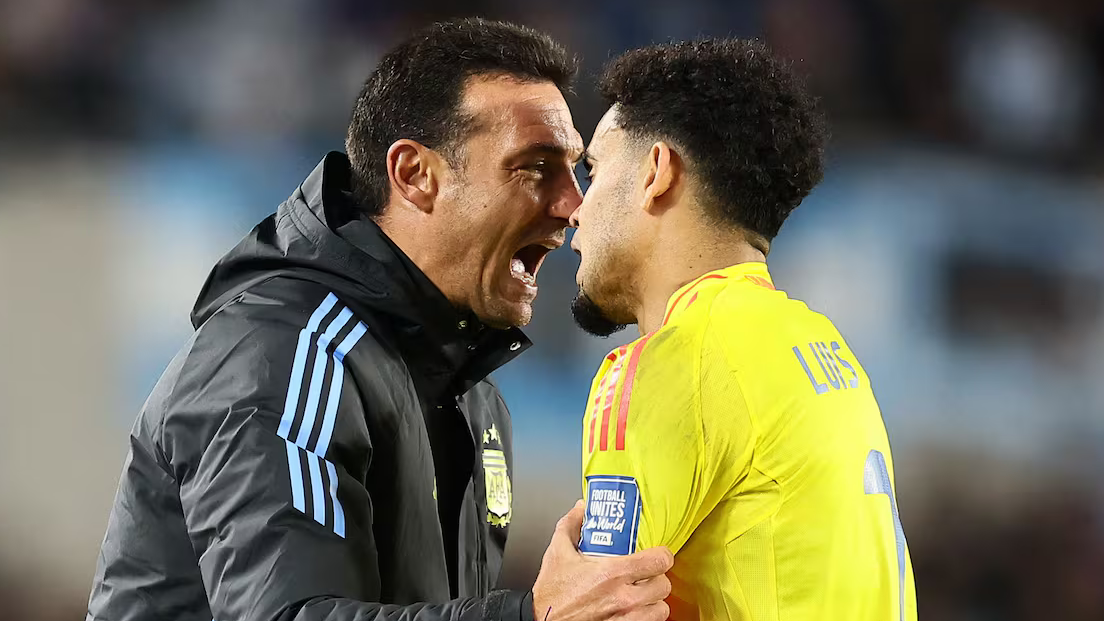 El cruce entre Scaloni y Luis Díaz tras el gol argentino: qué se dijeron