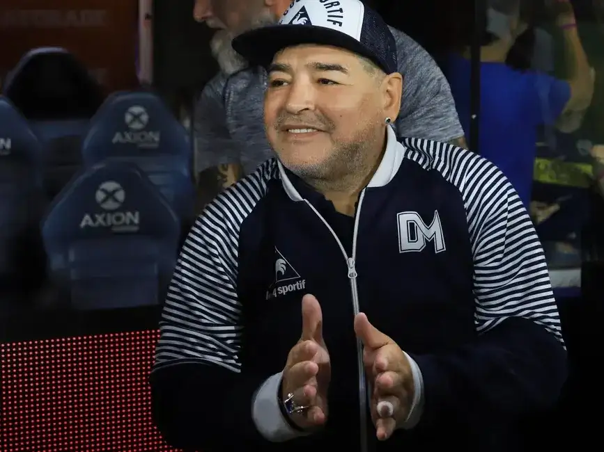 Diego Maradona.