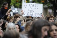 Se promulgó la ley que tipifica el acoso callejero como un delito penal 