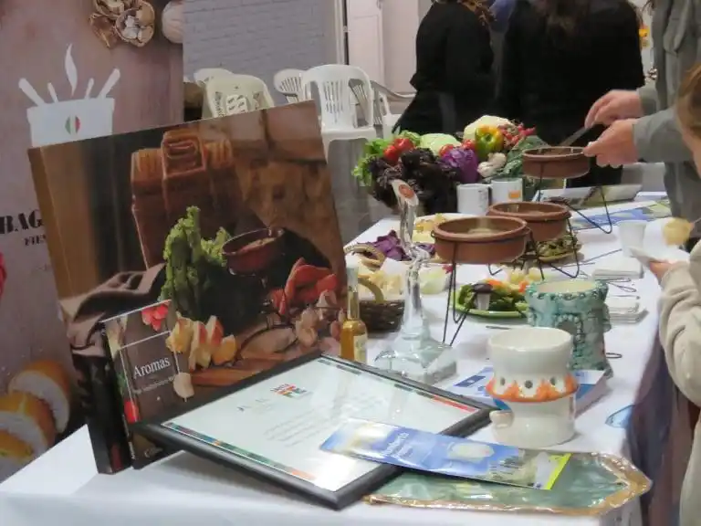 “Aromas Santafesinos” se presentó en un imponente “Cabildo de Sabores”