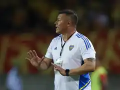 Almirón prueba variantes