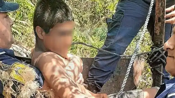 Un nene de 13 años cayó en un pozo y lo rescataron luego de 24 horas