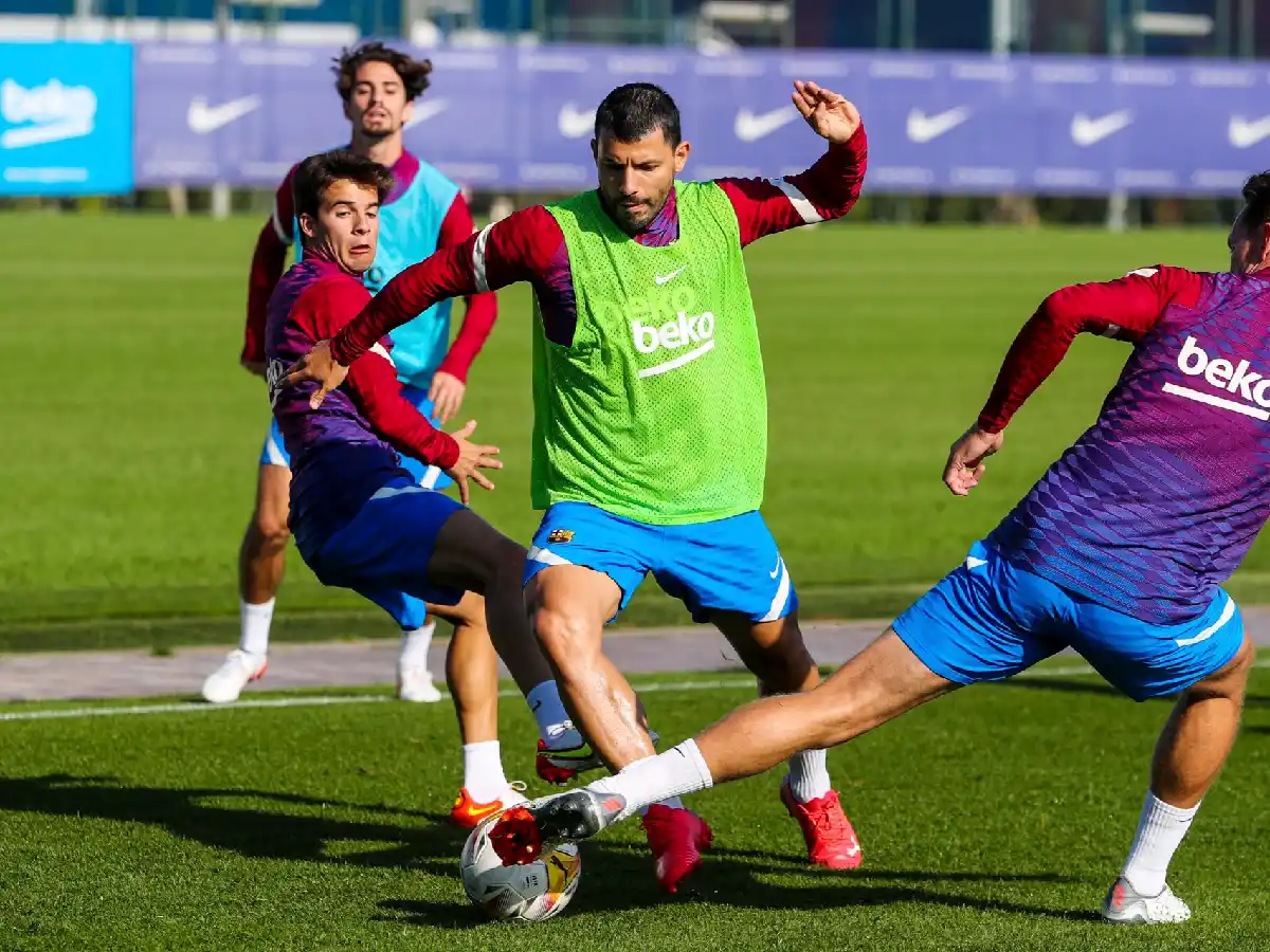 Agüero, tres meses inactivo por una arritmia cardíaca