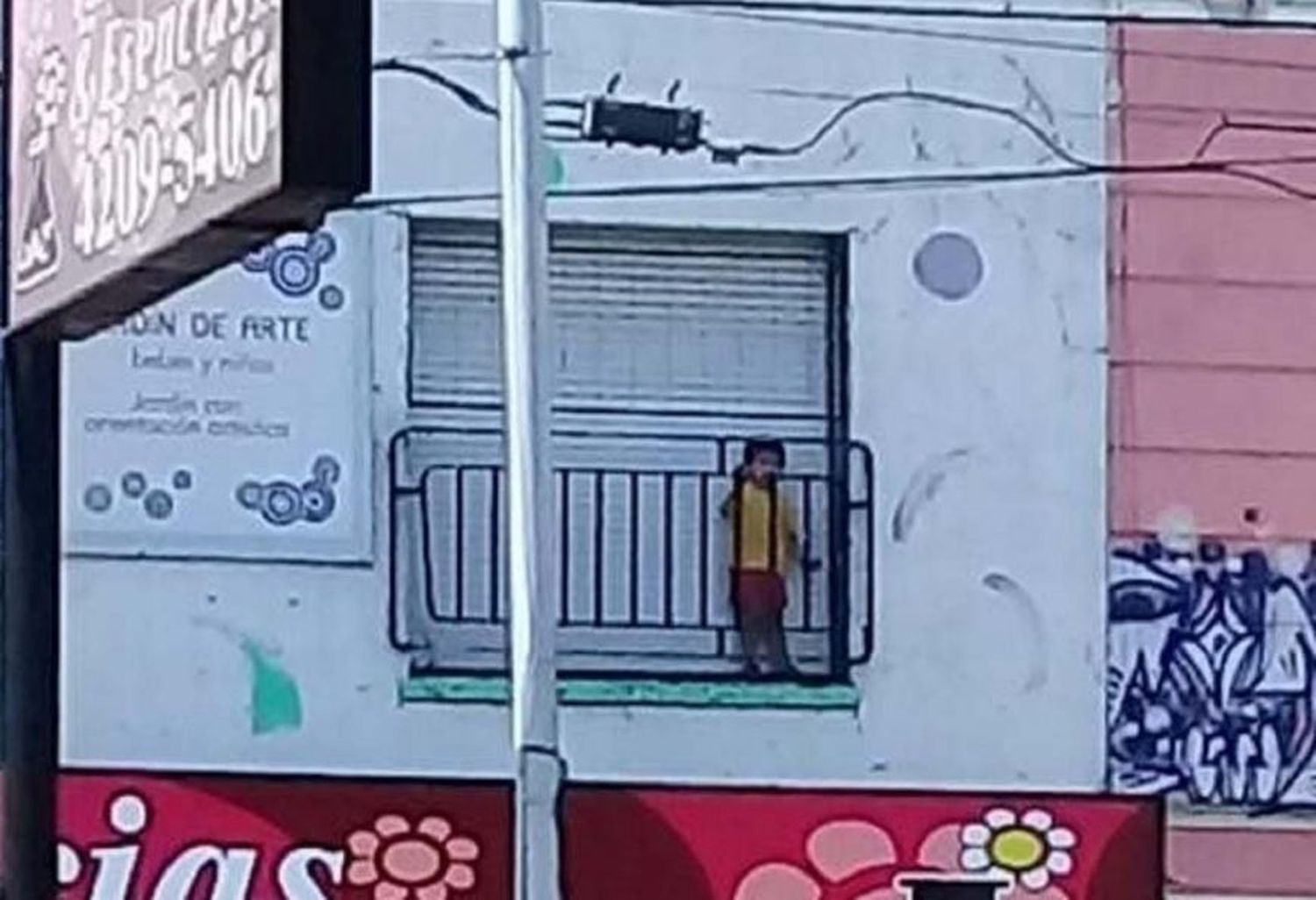 Un nene estuvo encerrado en el balcón de un jardín de infantes de Avellaneda