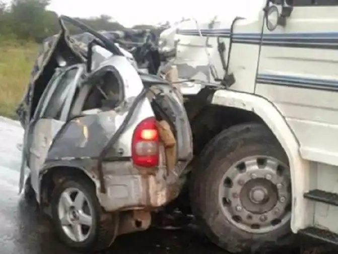 Dos personas murieron en cercanía a la localidad de Lucas González