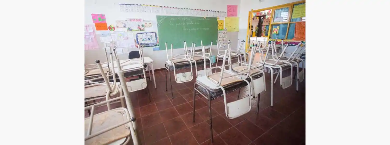 Arroyo dio asueto y el paro cambió de día