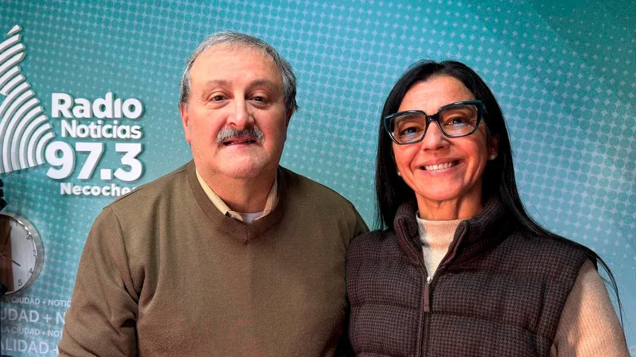 Jorge Gómez junto a Andrea Cáceres