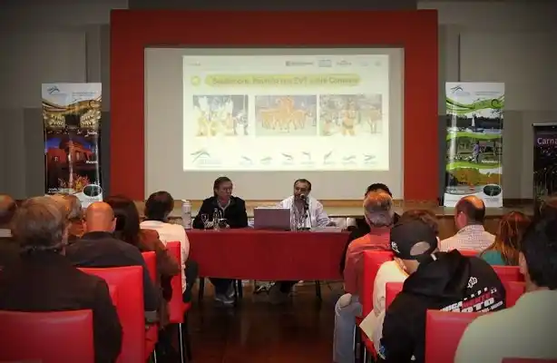 Se  presentó el stand que ofrecerá a Gualeguaychú en la FIT