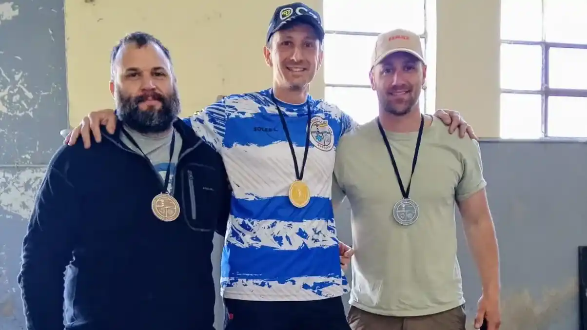 Alan Andersen, Leandro Soler y Alejandro Urban integraron el podio del social de tiro práctico