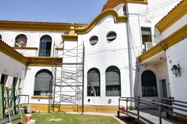 Puesta en valor del patio interior del palacio municipal de Chascomús
