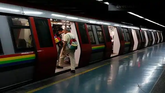 ¿NO PUEDEN CON LA INFLACIÓN? Segundo aumento en la tarifa del Metro de Caracas en dos semanas