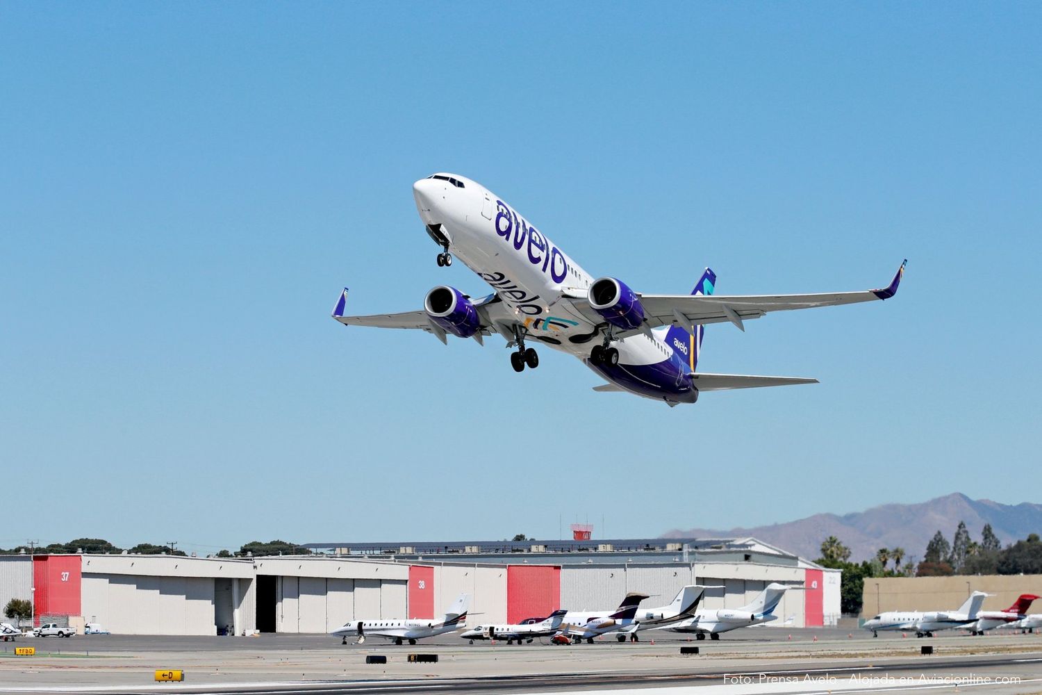 BURBANK, CALIFORNIA – APRIL 28: Avelo Airlines takes off with first flight between Burbank and Santa Rosa at Hollywood Burbank Airport on April 28, 2021 in Burbank, California. (Photo by Joe Scarnici/Getty Images for Avelo Air)