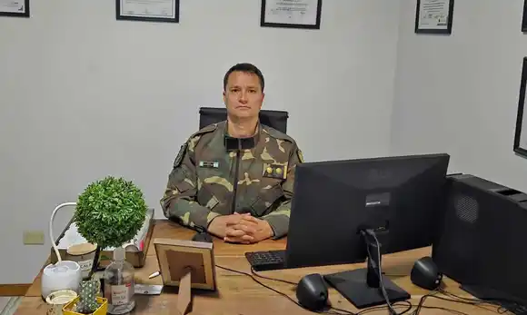 Cháves: desplazaron al jefe de la Policía Rural por falsificar un documento con la firma de la intendente