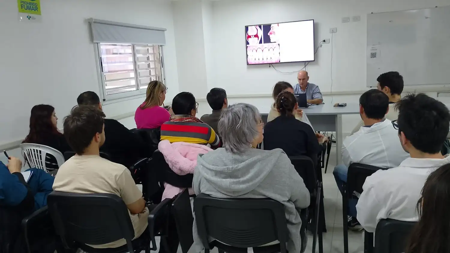 Llevaron adelante un curso intensivo de emergencias en el Hospital Centenario