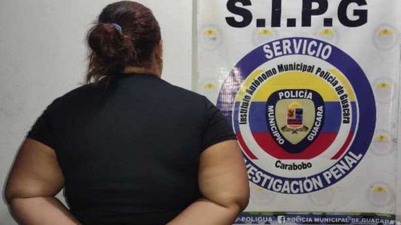 ¡CON UN «TONY ARMAS»! Detenida mujer que agredió con un bate a sexagenaria