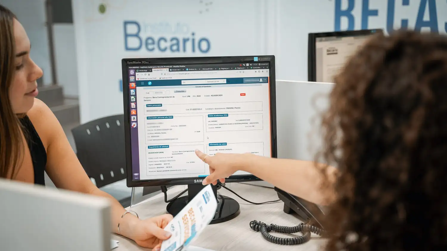 El gobierno entrerriano subió 30% las becas estudiantiles y la universitaria llega a $100.000 desde mayo