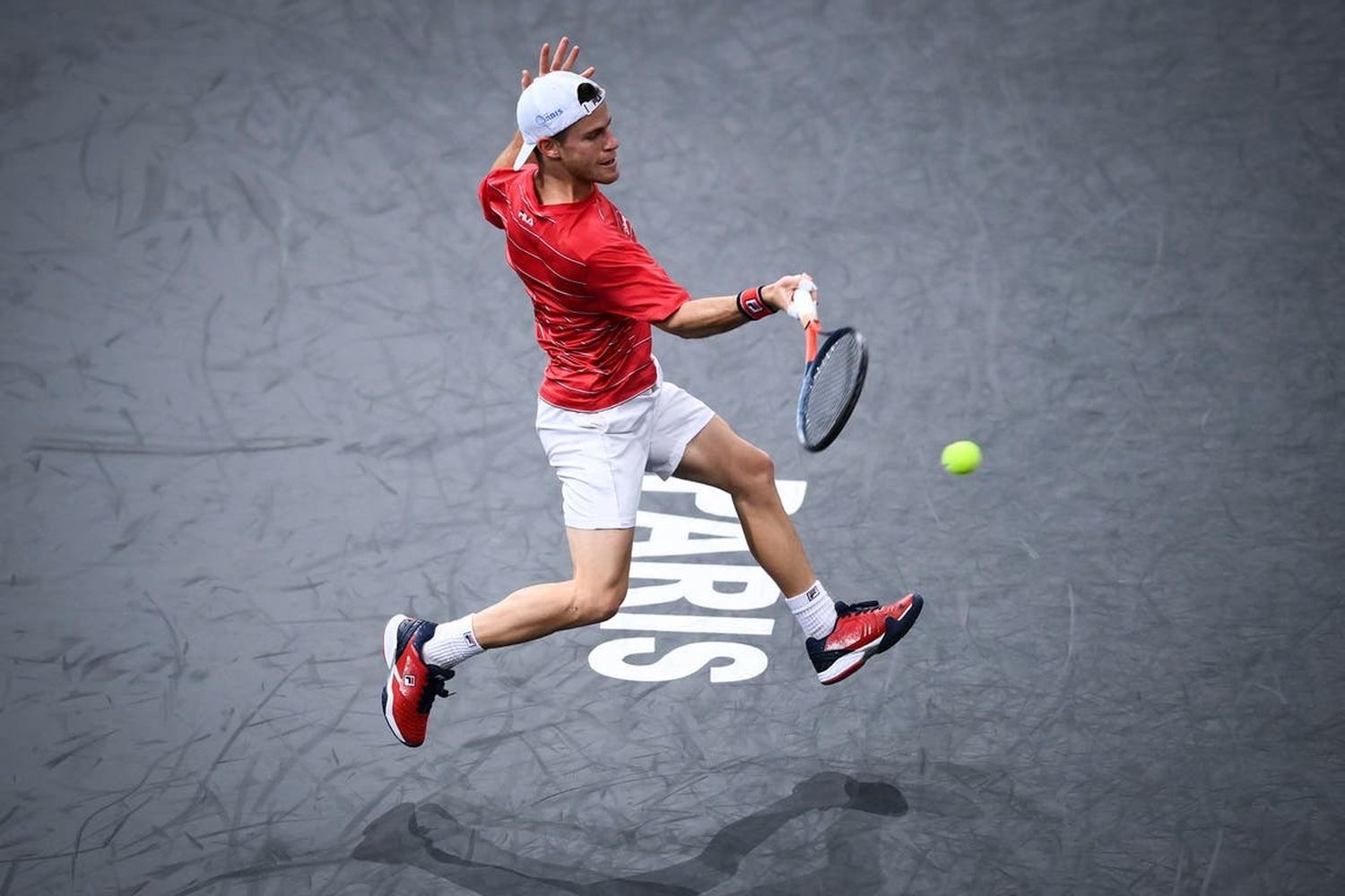 Schwartzman arrancó ganando en París y se acerca al Master Finals