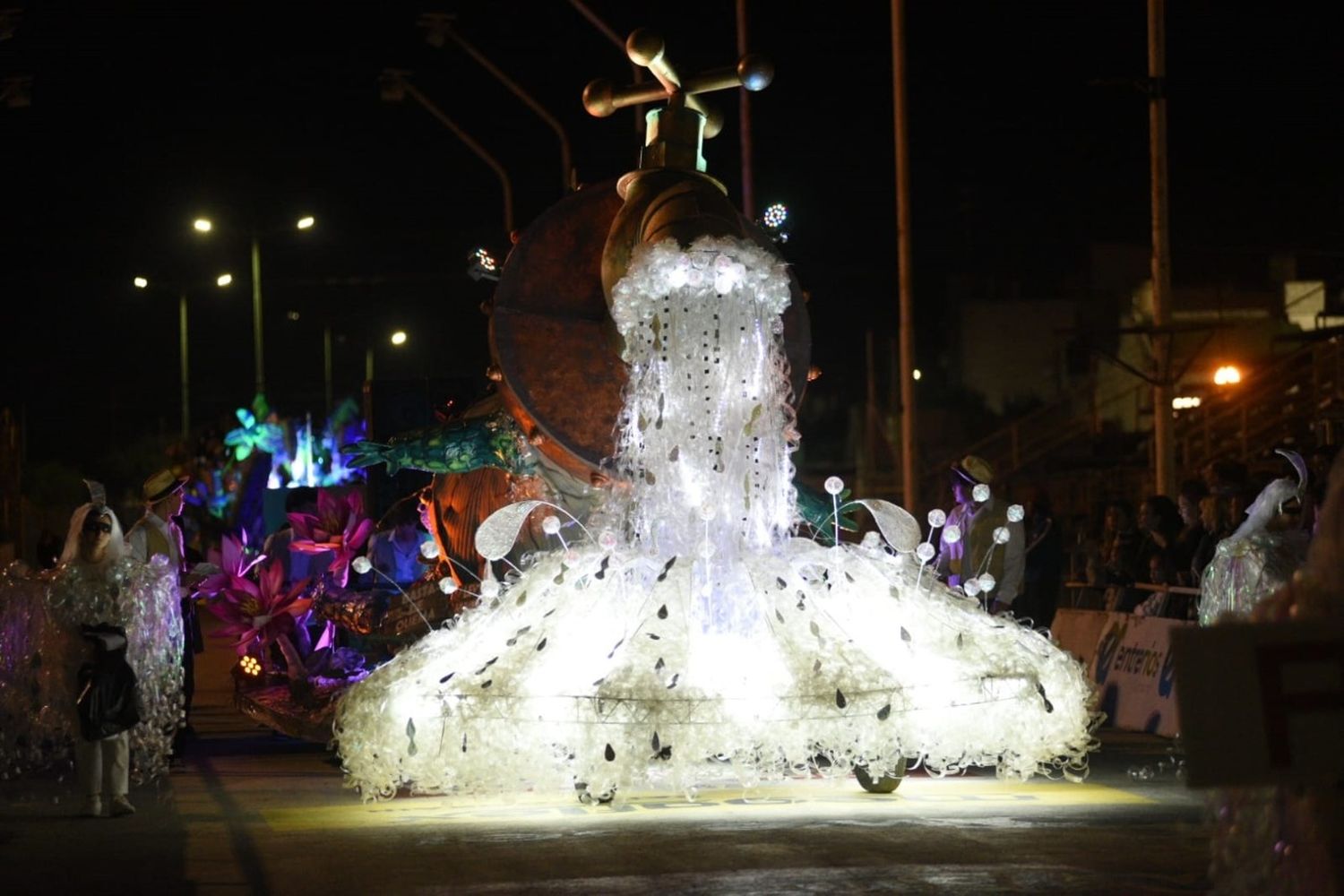 Revelaron los colegios ganadores del Desfile de Carrozas Estudiantiles