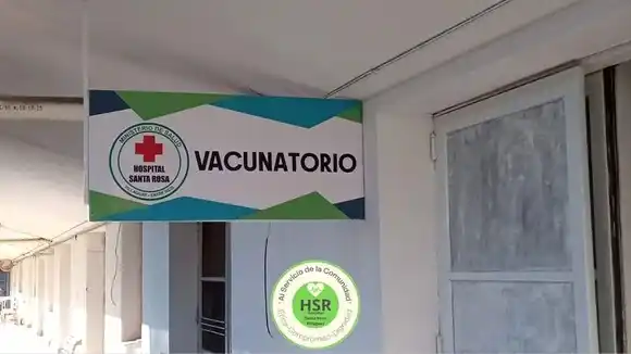 Reducción horaria en el hospital: desde hoy vacunan solo por la mañana