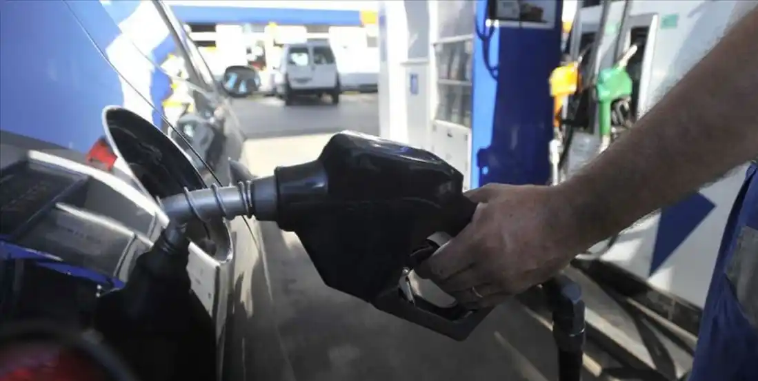 ¿Hasta cuándo? Vuelven a aumentar los combustibles