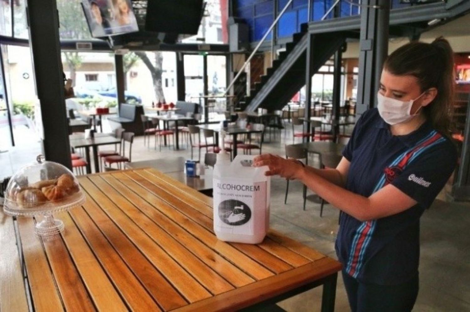 Alto cumplimiento de protocolos en bares y restaurantes rosarinos