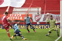 Un Argentinos efectivo le dio otro disgusto a Racing