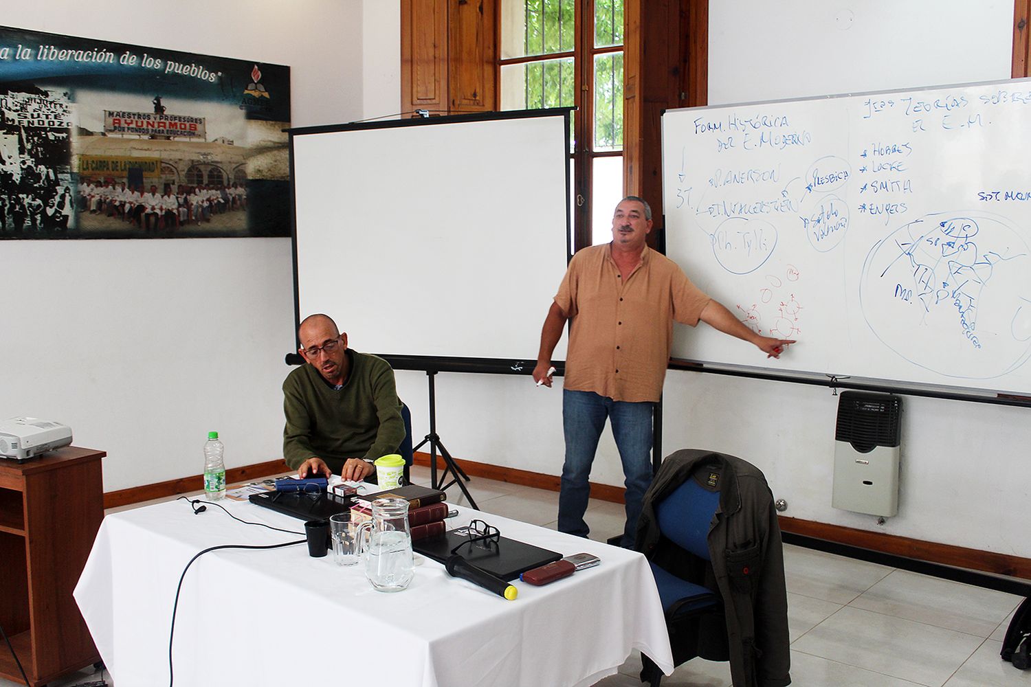 Los hermanos Mario y Alejandro Bernasconi brindaron la capacitación.