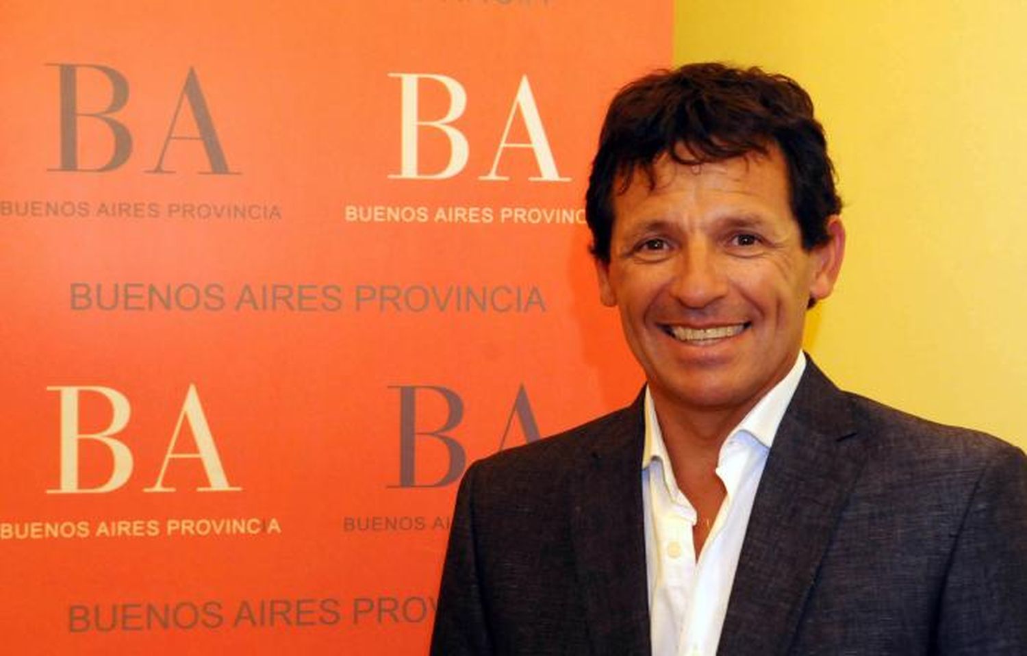 Curuchet y Carreras presentaron proyecto sobre violencia en el fútbol en AFA