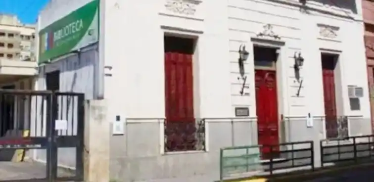 Charla abierta sobre prevención del suicidio en la Biblioteca Julio Serebrinsky