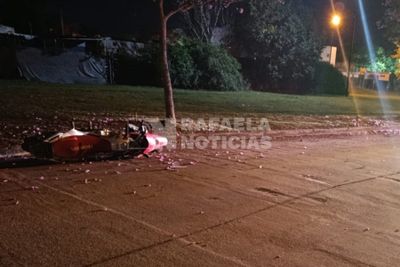Motociclista murió al chocar contra un árbol en Rafaela