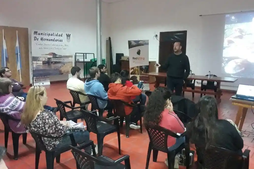 Familias se capacitan en producción, sanidad y sistemas productivos avícolas