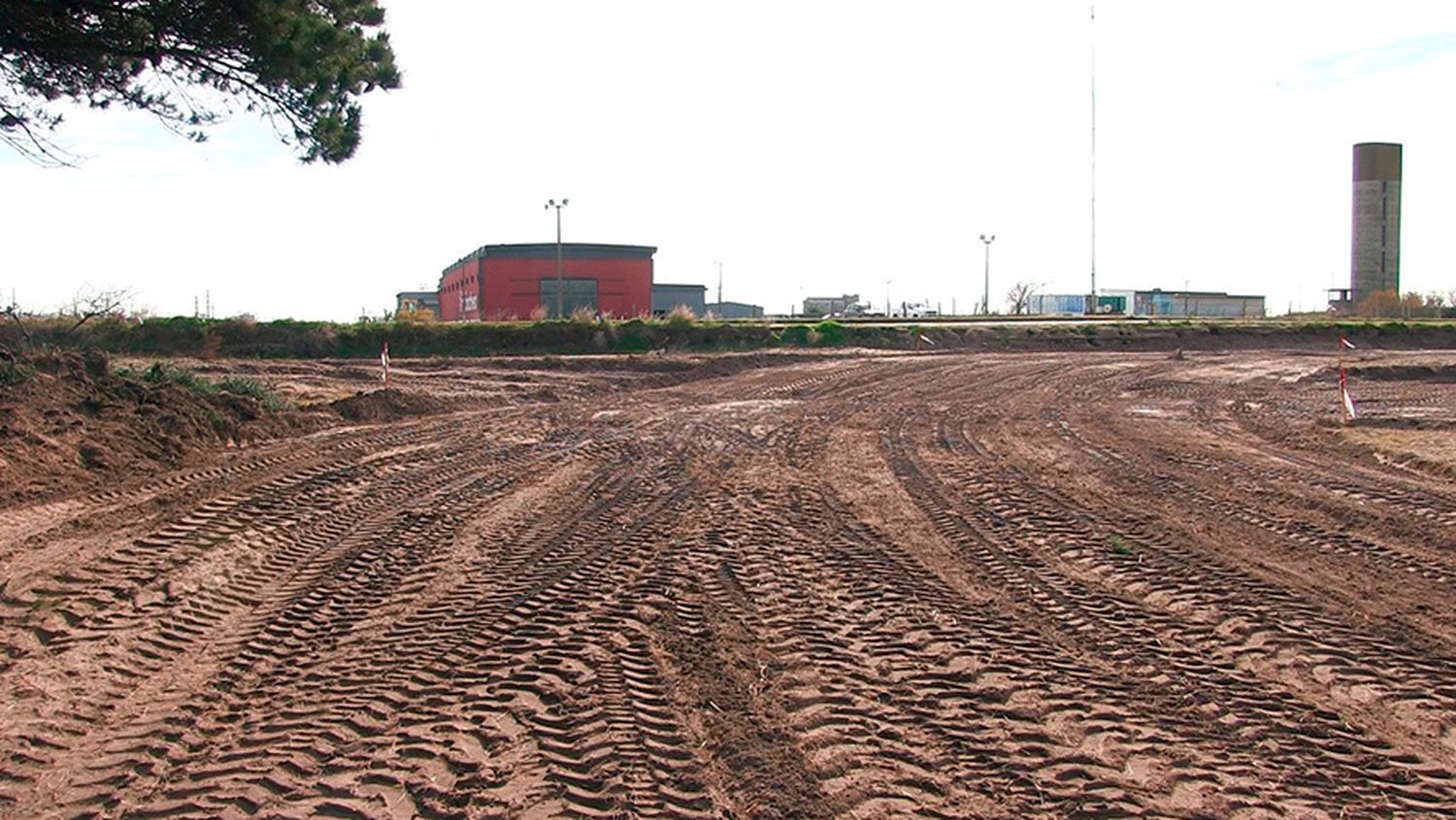 Más cerca de la pista