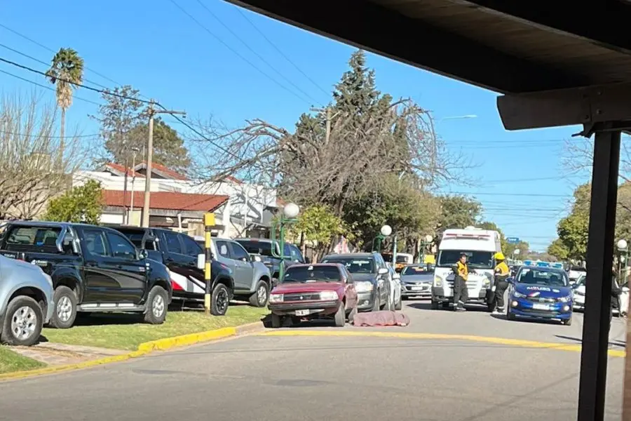 Repentina tragedia: un hombre se descompensó y falleció en plena vía pública de San Genaro