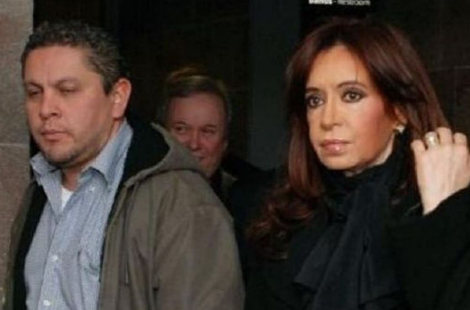 Encuentran precintos y una campera con sangre que sería del ex secretario privado de Cristina Kirchner